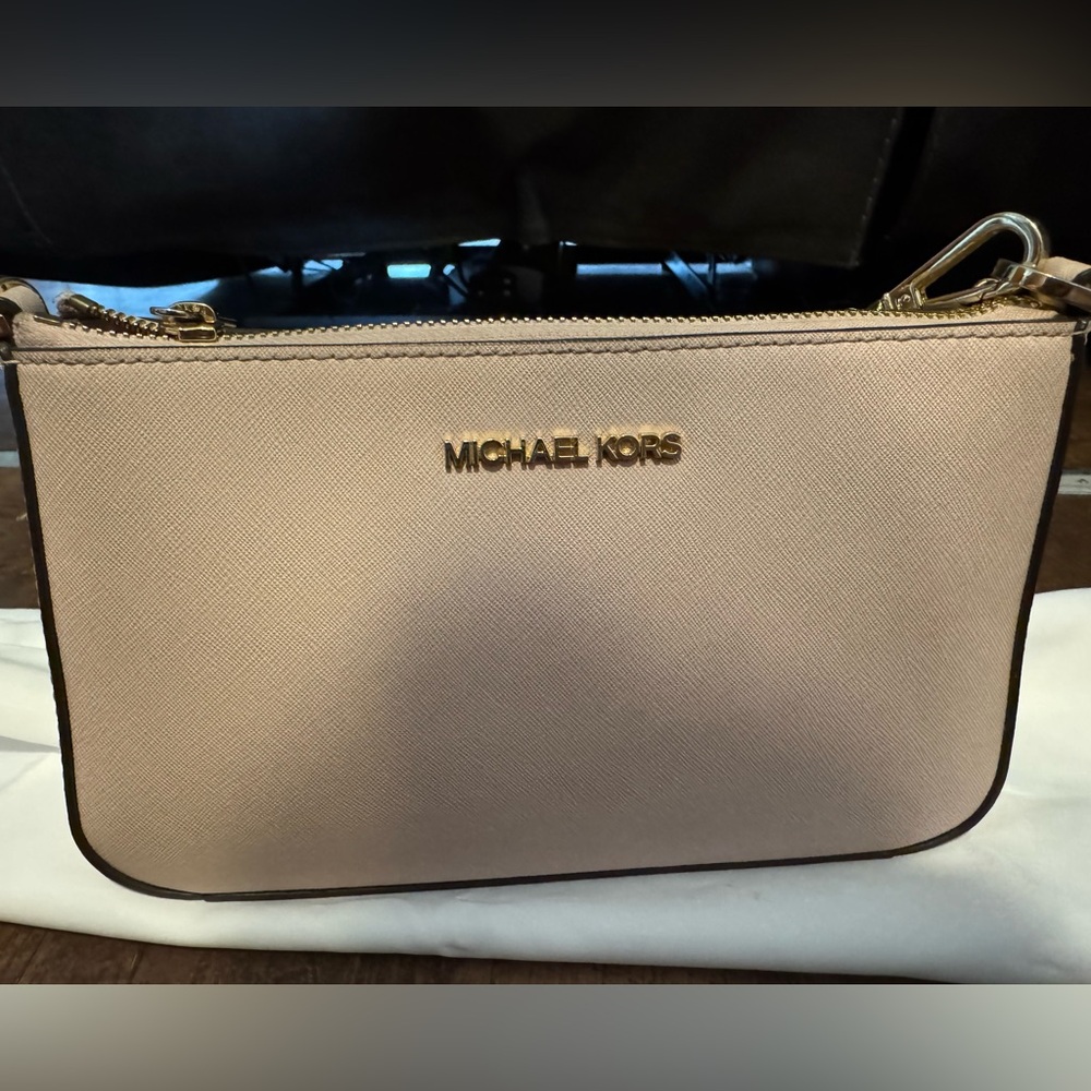 Michael Kors Light Pink Crossbody